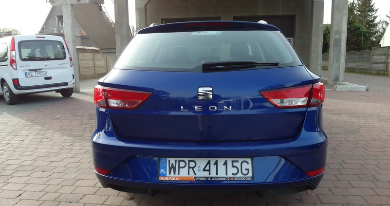 Seat Leon cena 48600 przebieg: 122000, rok produkcji 2019 z Wrocław małe 497